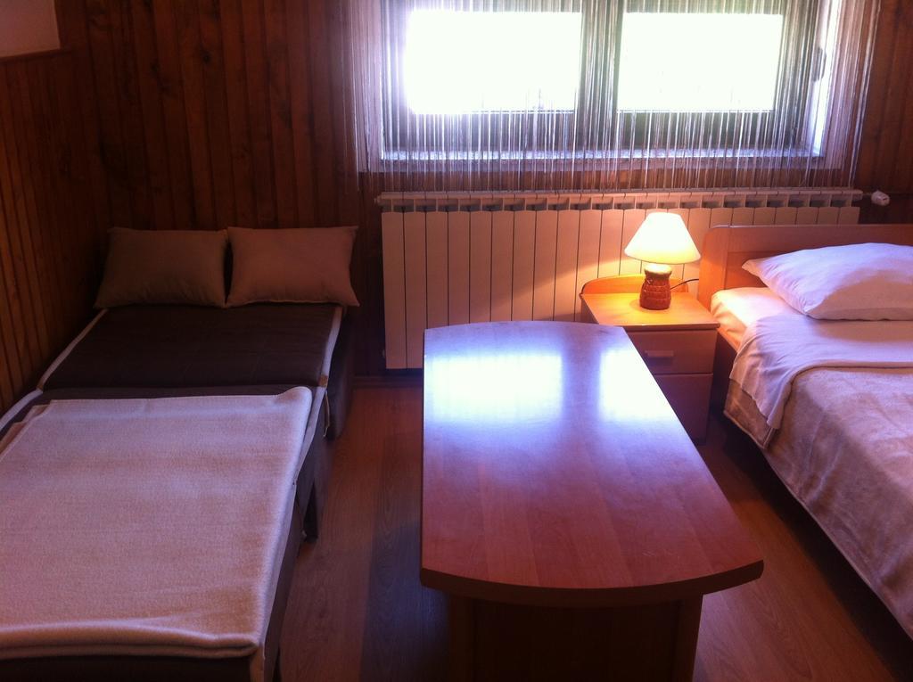 House Pribic Hotel Vrelo Korenicko Phòng bức ảnh