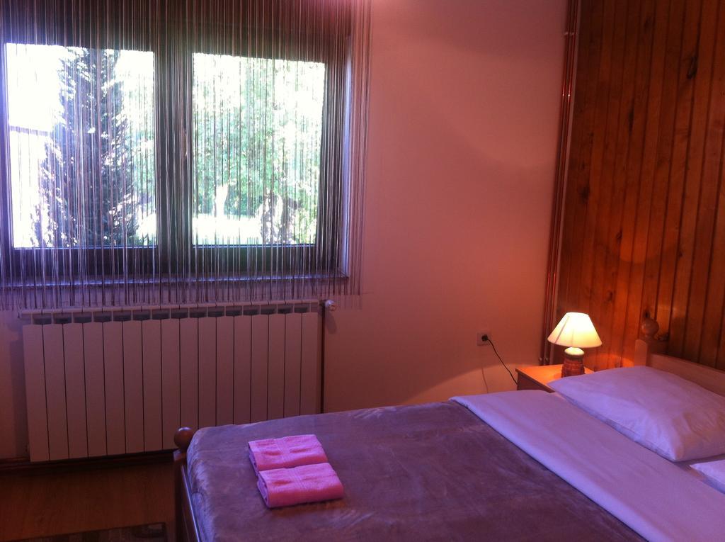 House Pribic Hotel Vrelo Korenicko Phòng bức ảnh