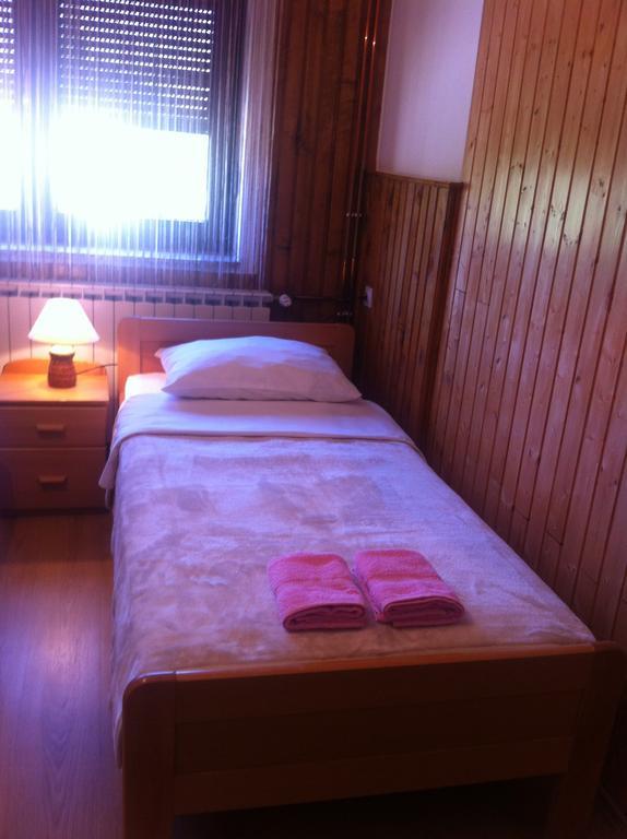 House Pribic Hotel Vrelo Korenicko Phòng bức ảnh