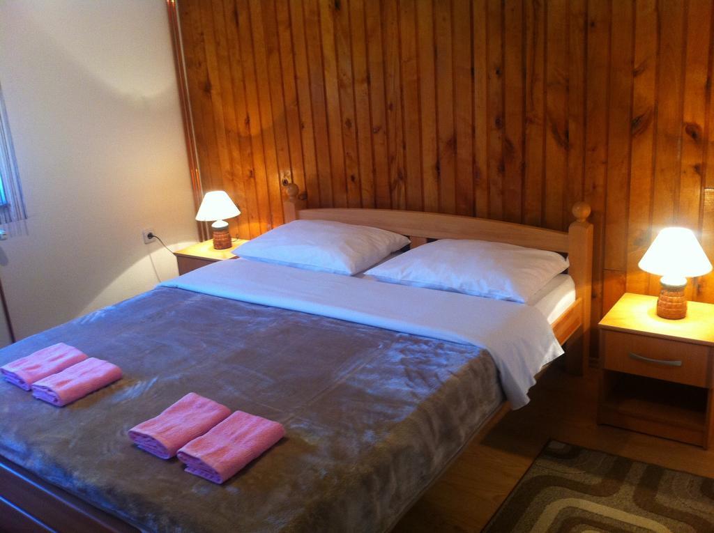 House Pribic Hotel Vrelo Korenicko Phòng bức ảnh