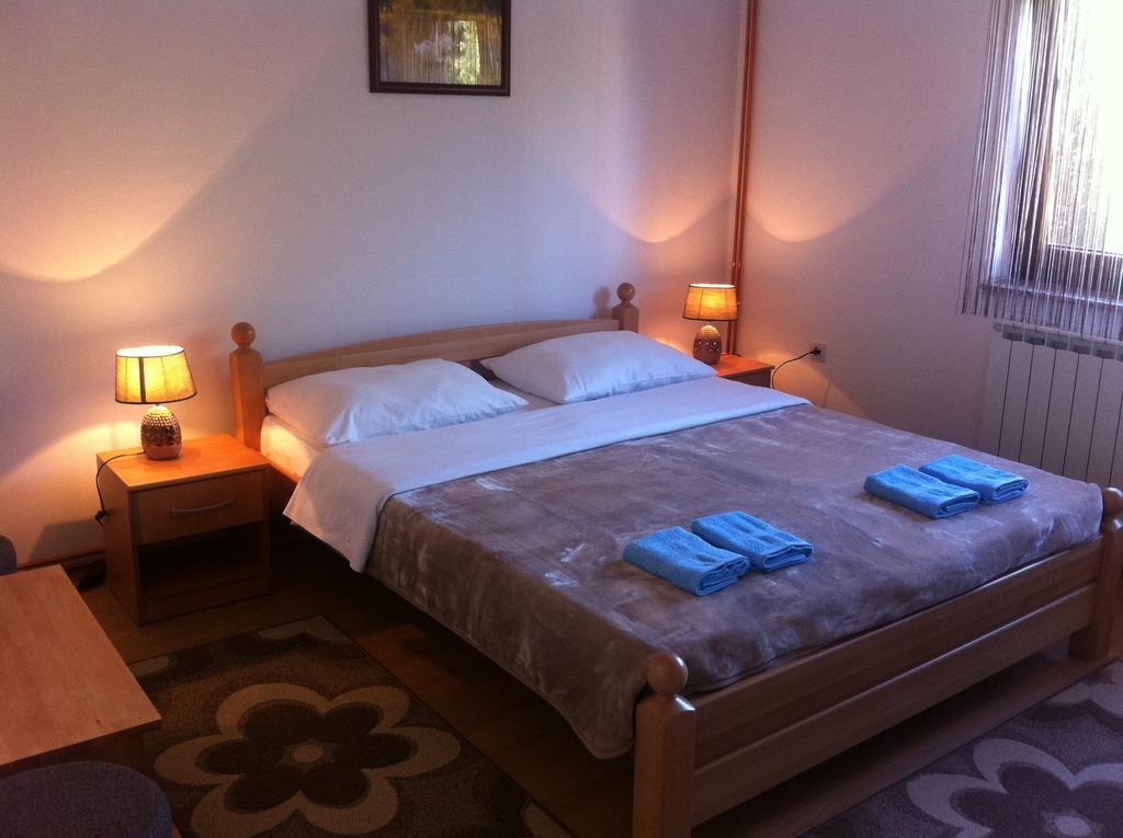 House Pribic Hotel Vrelo Korenicko Phòng bức ảnh